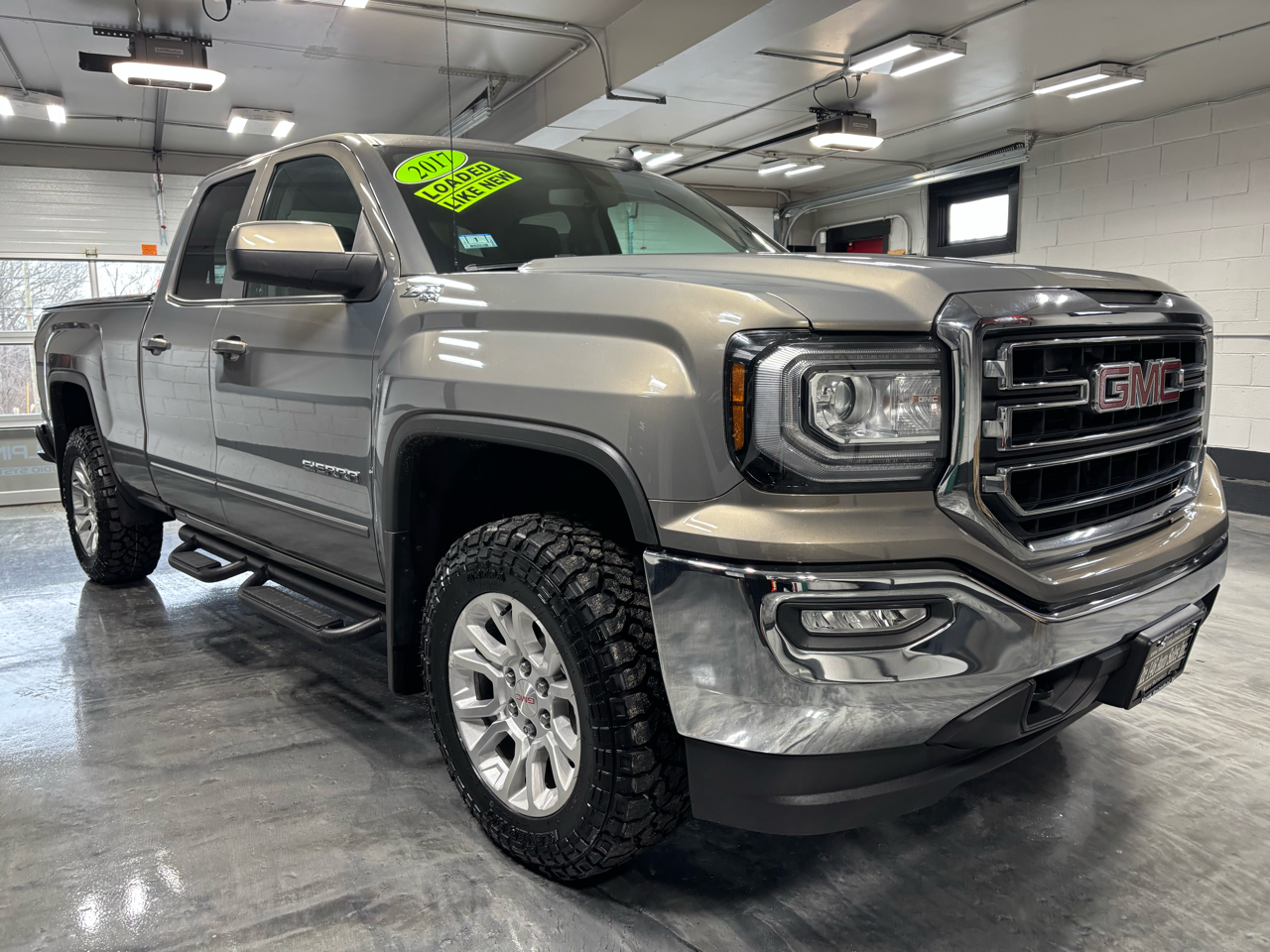 GMC Sierra 1500 4WD Double Cab 143.5" SLE 2017