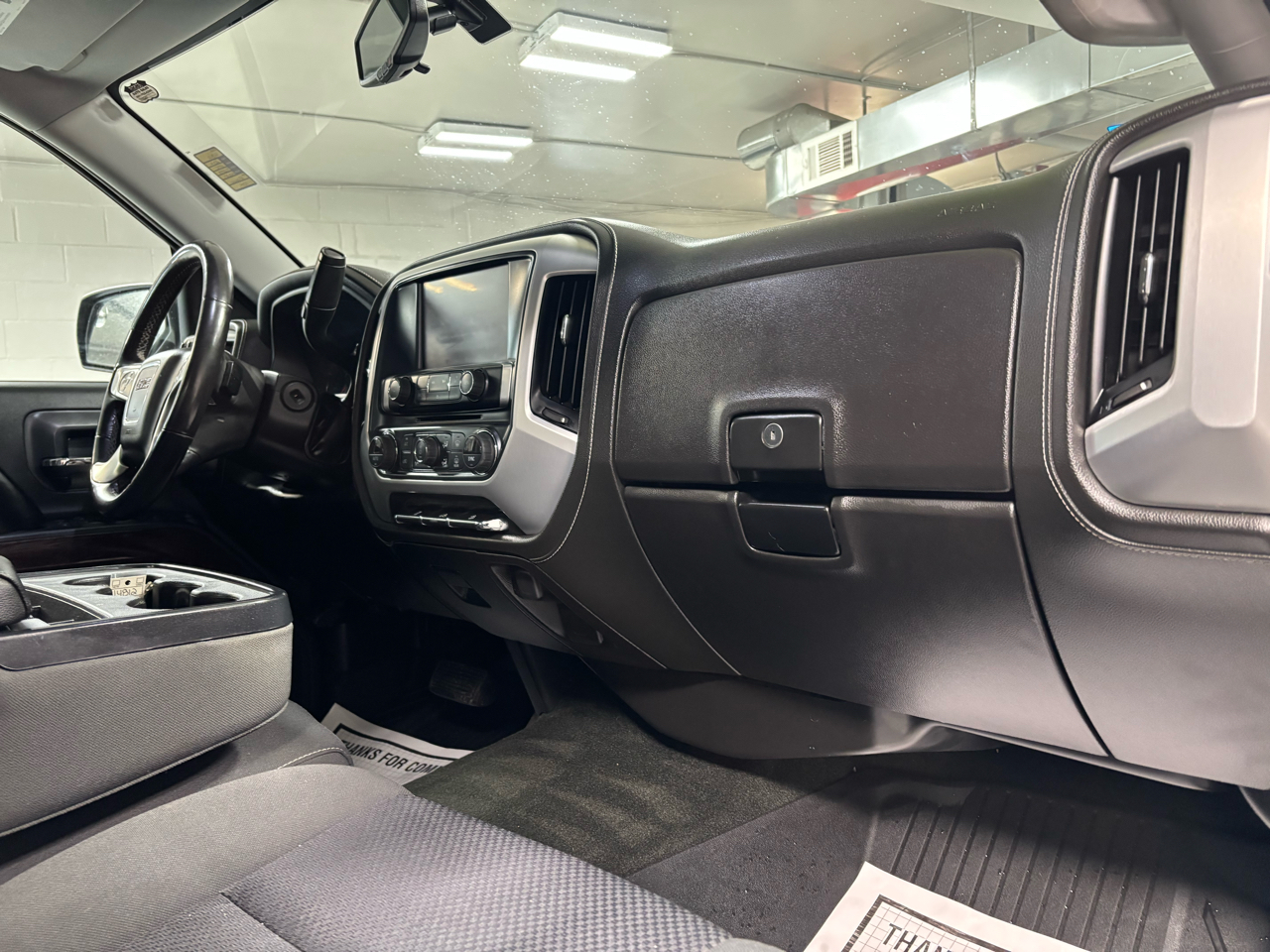 GMC Sierra 1500 4WD Double Cab 143.5" SLE 2017
