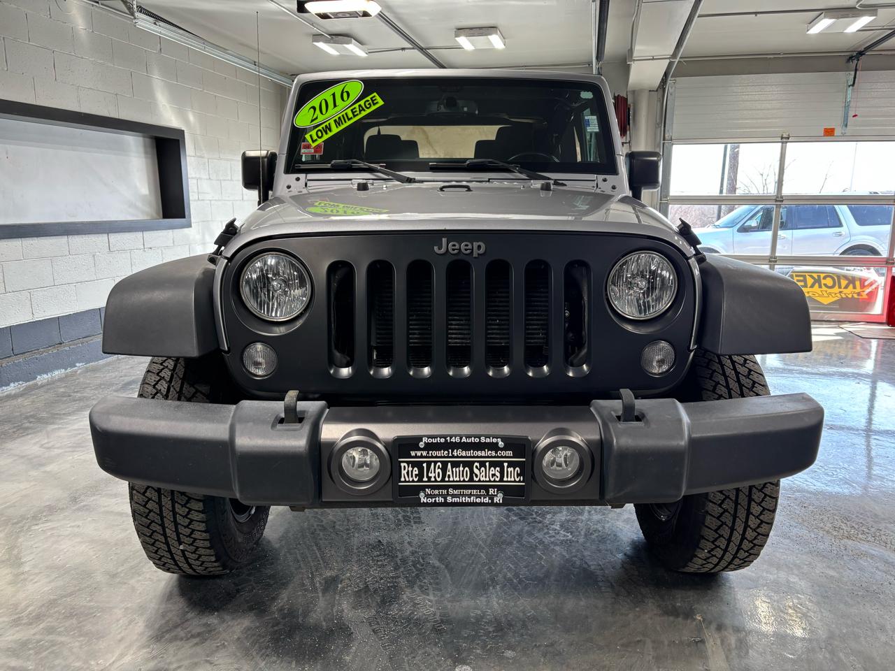 Jeep Wrangler  2016