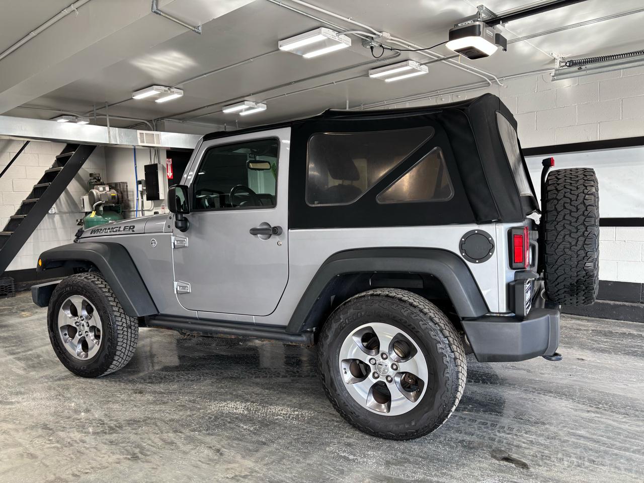 Jeep Wrangler  2016