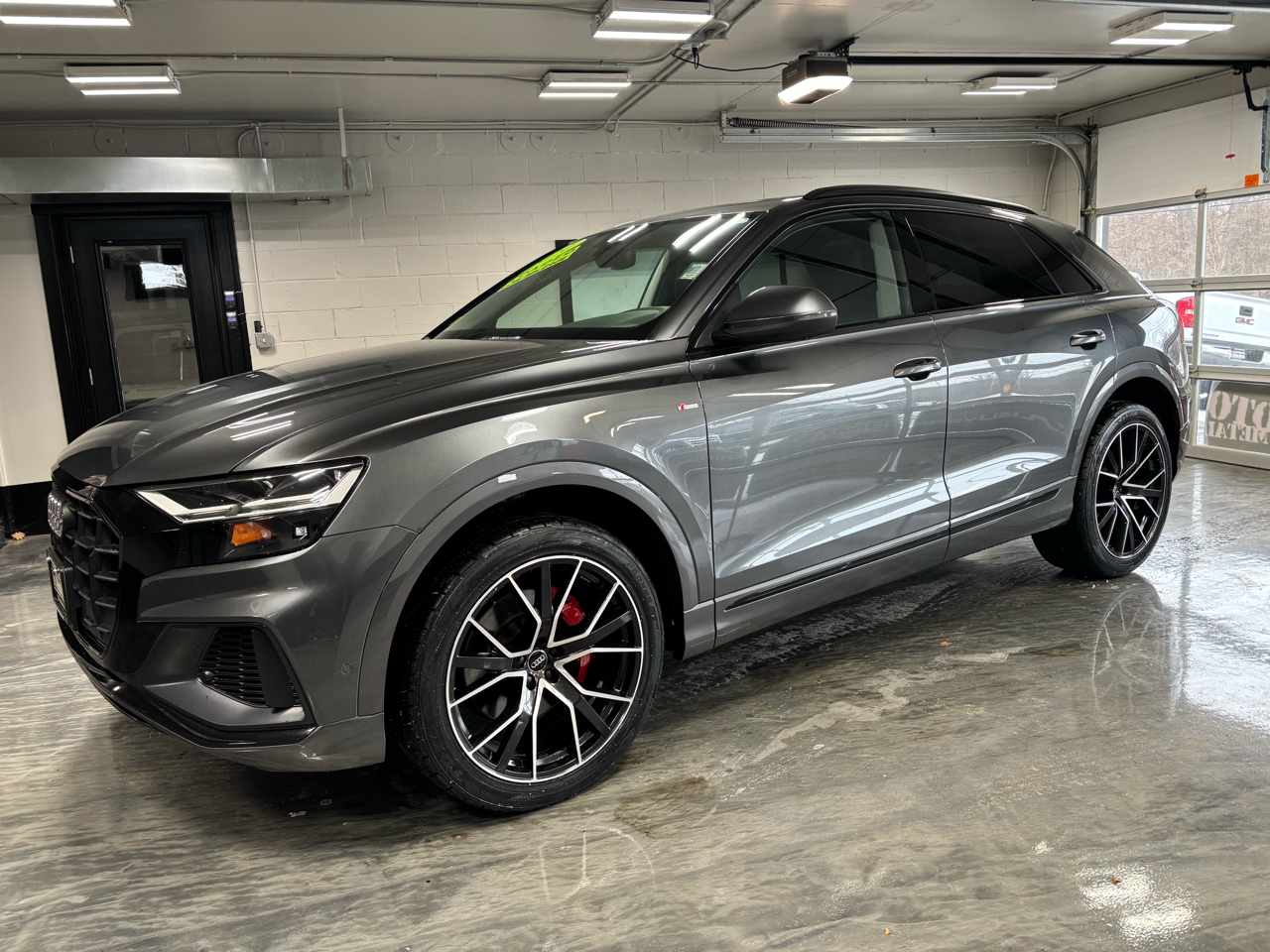 Audi Q8 Premium Plus 55 TFSI quattro 2020