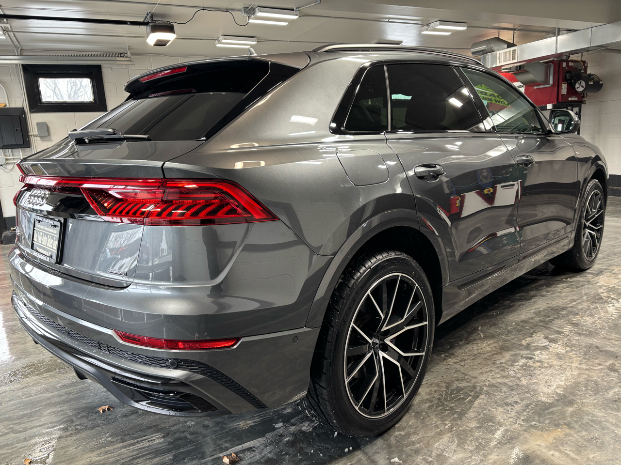 Audi Q8 Premium Plus 55 TFSI quattro 2020