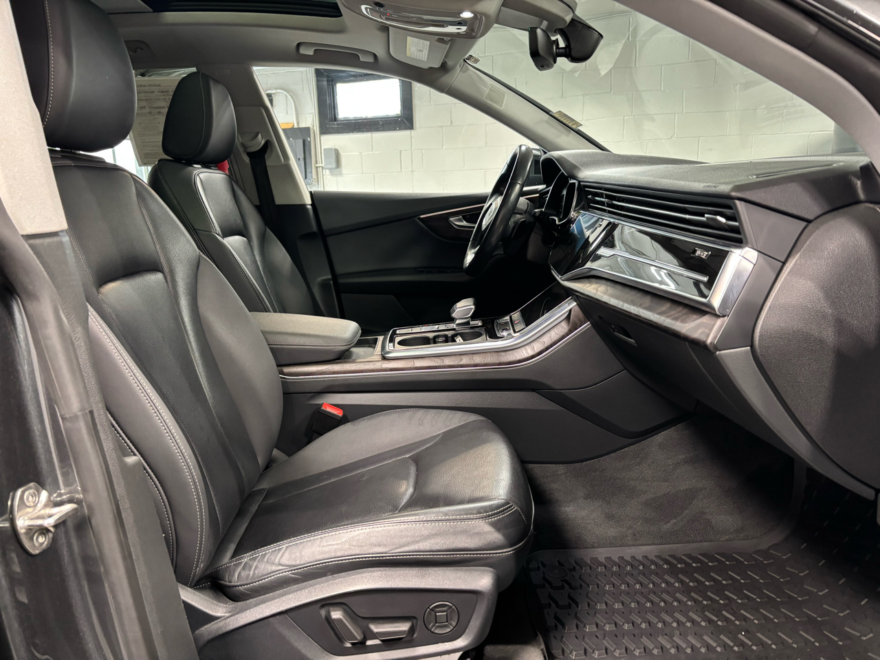 Audi Q8 Premium Plus 55 TFSI quattro 2020