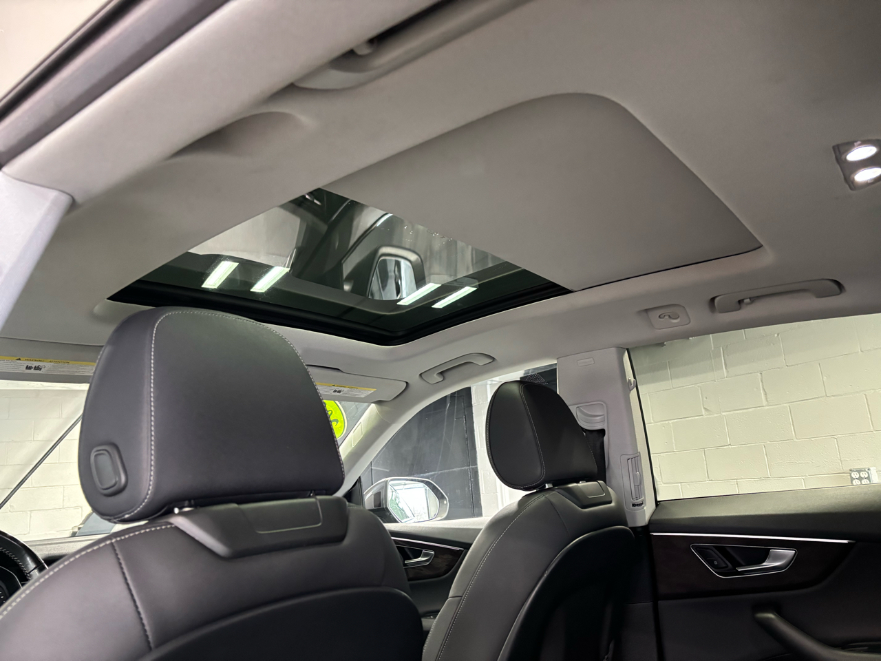 Audi Q8 Premium Plus 55 TFSI quattro 2020