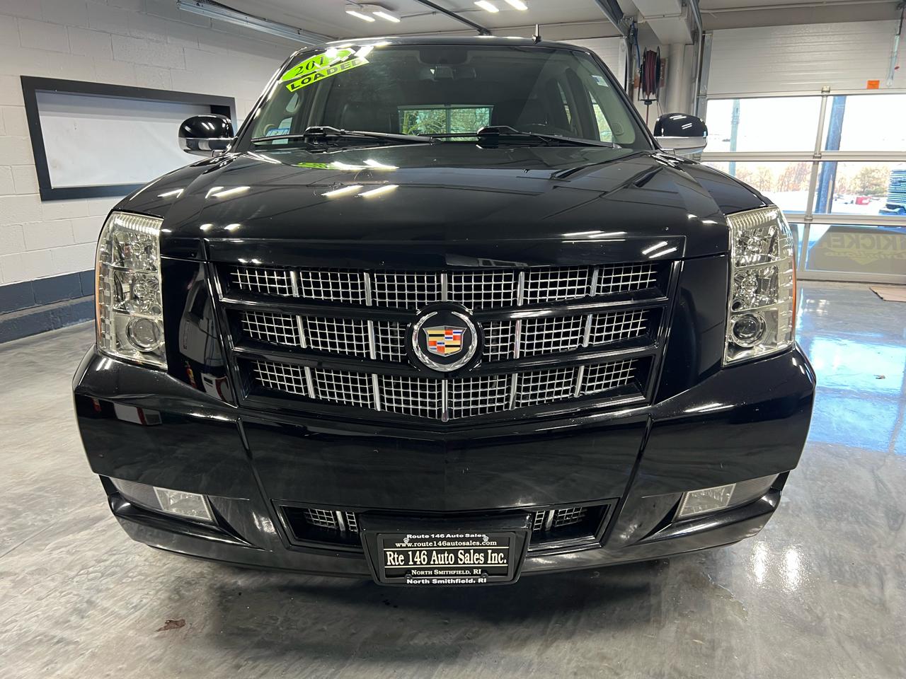 Cadillac Escalade AWD 4dr Premium 2013