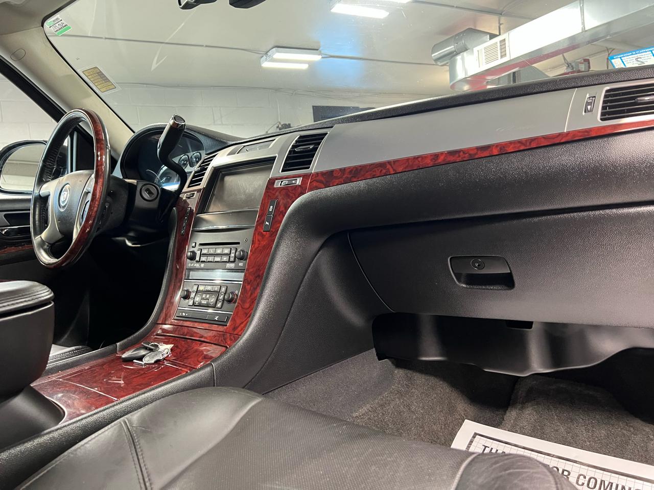 Cadillac Escalade AWD 4dr Premium 2013