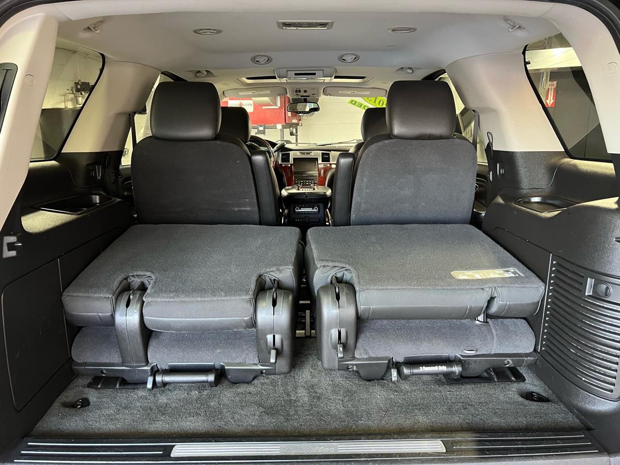 Cadillac Escalade AWD 4dr Premium 2013