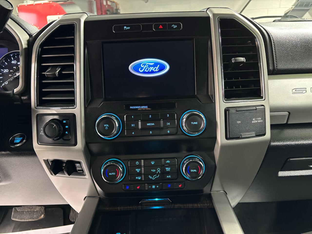 Ford Super Duty F-350 SRW  2021