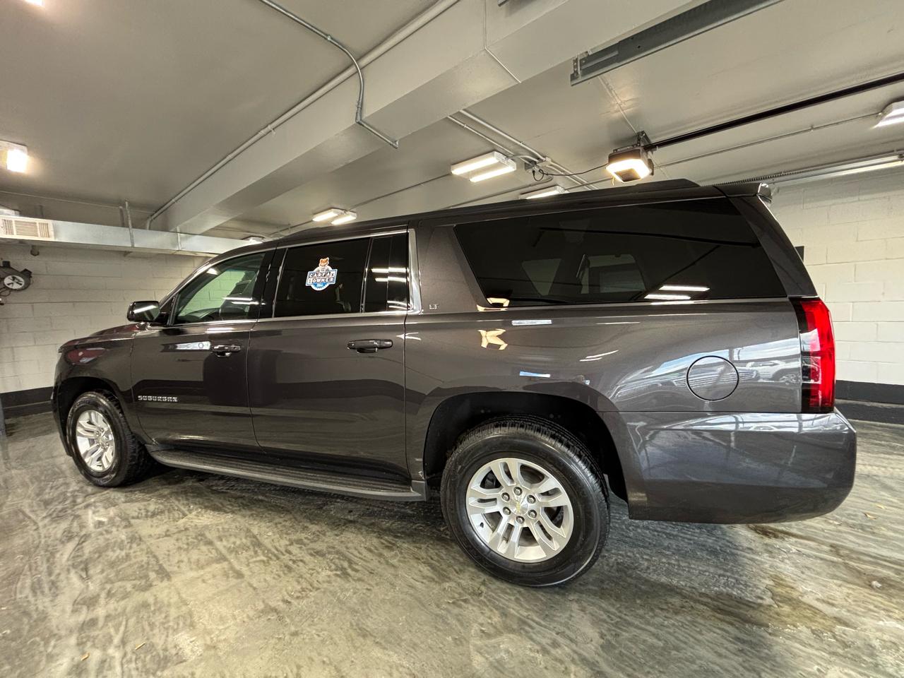 Chevrolet Suburban 4WD 4dr 1500 LT 2016
