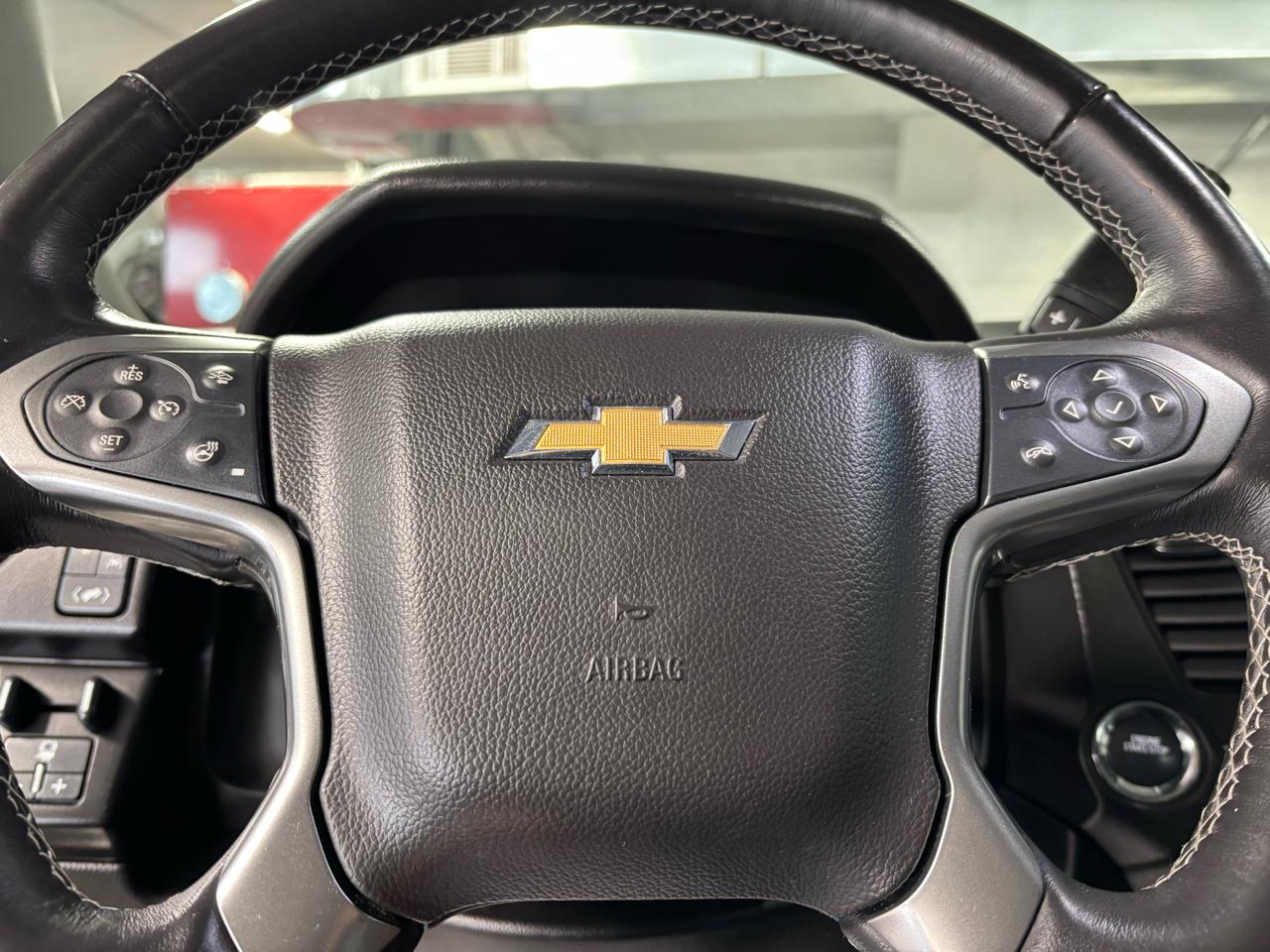 Chevrolet Suburban 4WD 4dr 1500 LT 2016