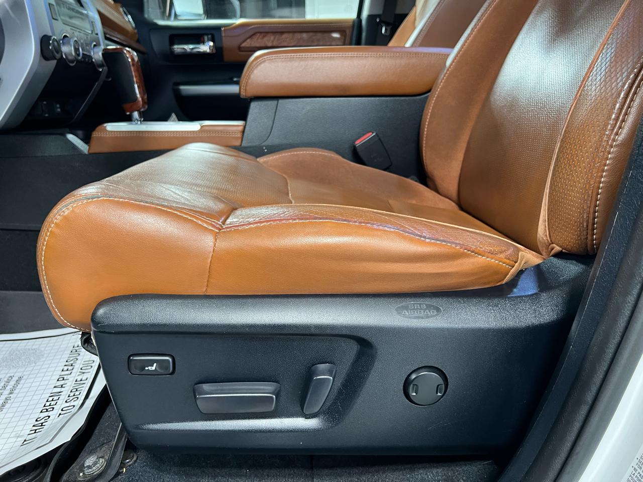 Toyota Tundra 4WD Truck CrewMax 5.7L V8 6-Spd AT Platinum (Natl) 2014