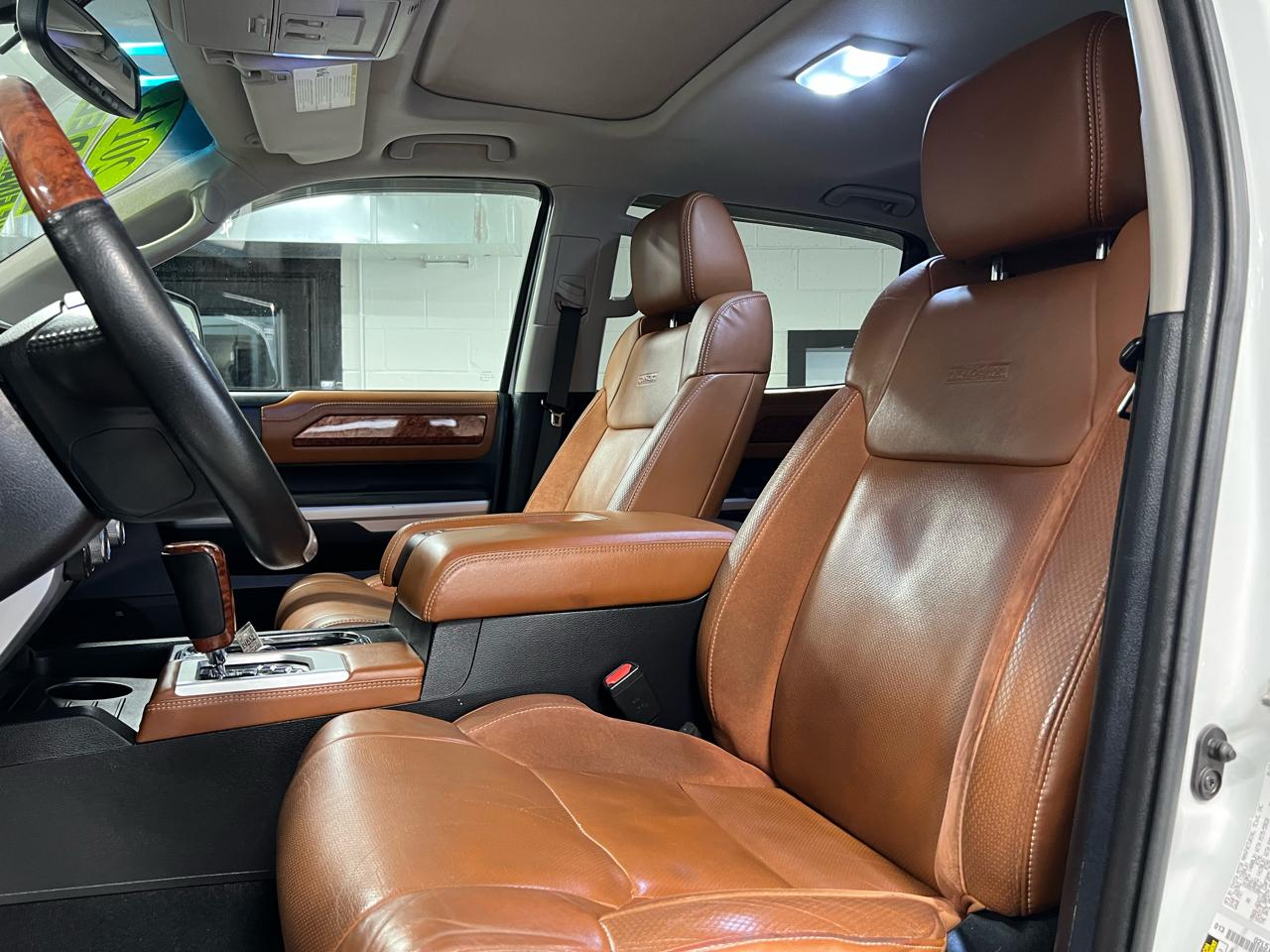 Toyota Tundra 4WD Truck CrewMax 5.7L V8 6-Spd AT Platinum (Natl) 2014