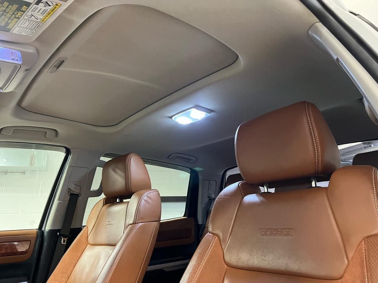 Toyota Tundra 4WD Truck CrewMax 5.7L V8 6-Spd AT Platinum (Natl) 2014