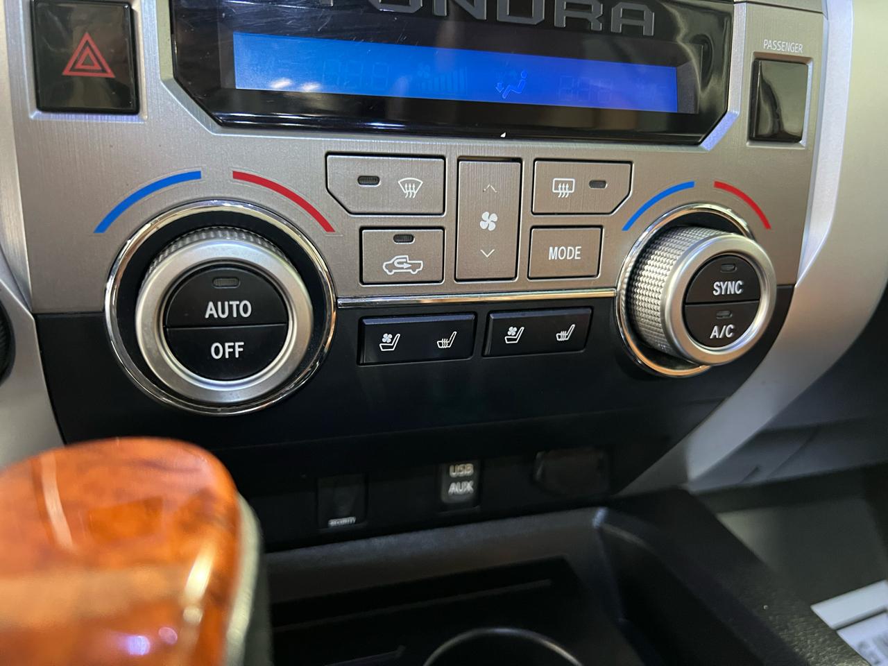 Toyota Tundra 4WD Truck CrewMax 5.7L V8 6-Spd AT Platinum (Natl) 2014