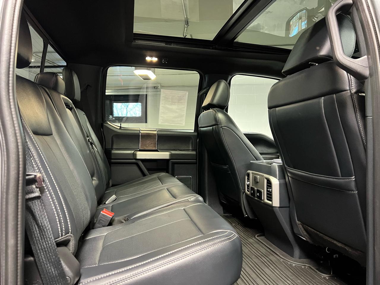 Ford Super Duty F-350 SRW  2022