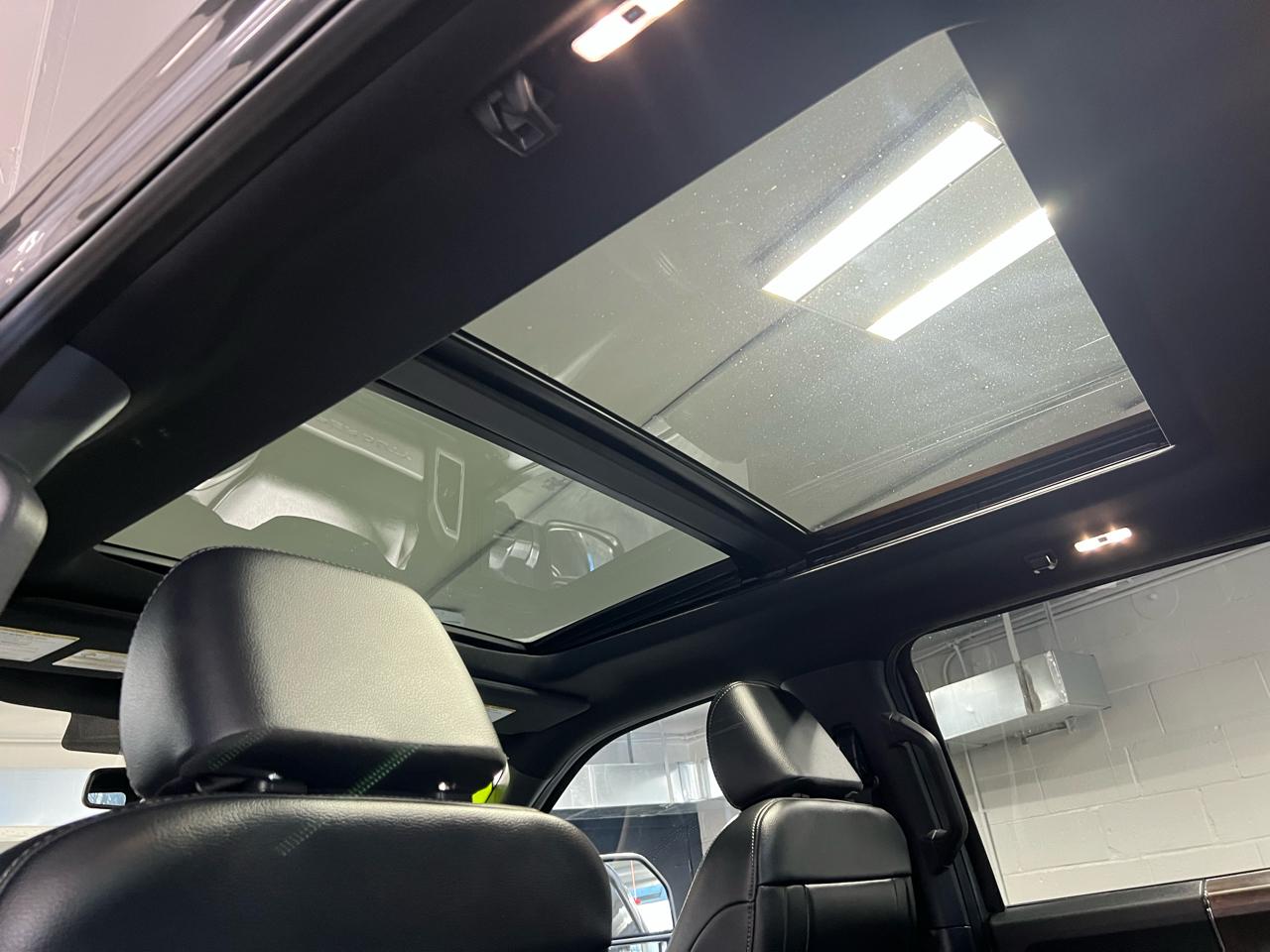 Ford Super Duty F-350 SRW  2022