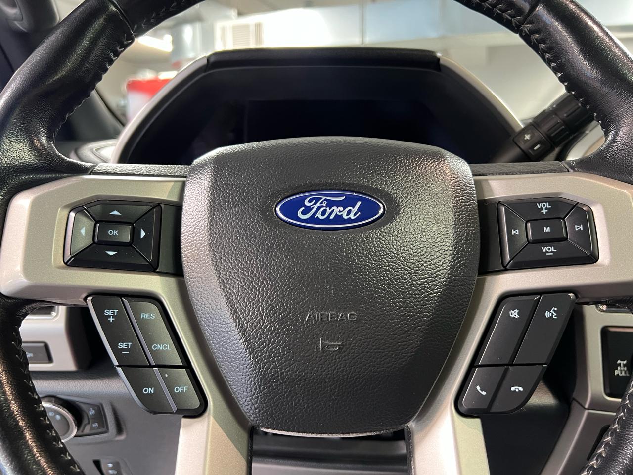 Ford Super Duty F-350 SRW  2022