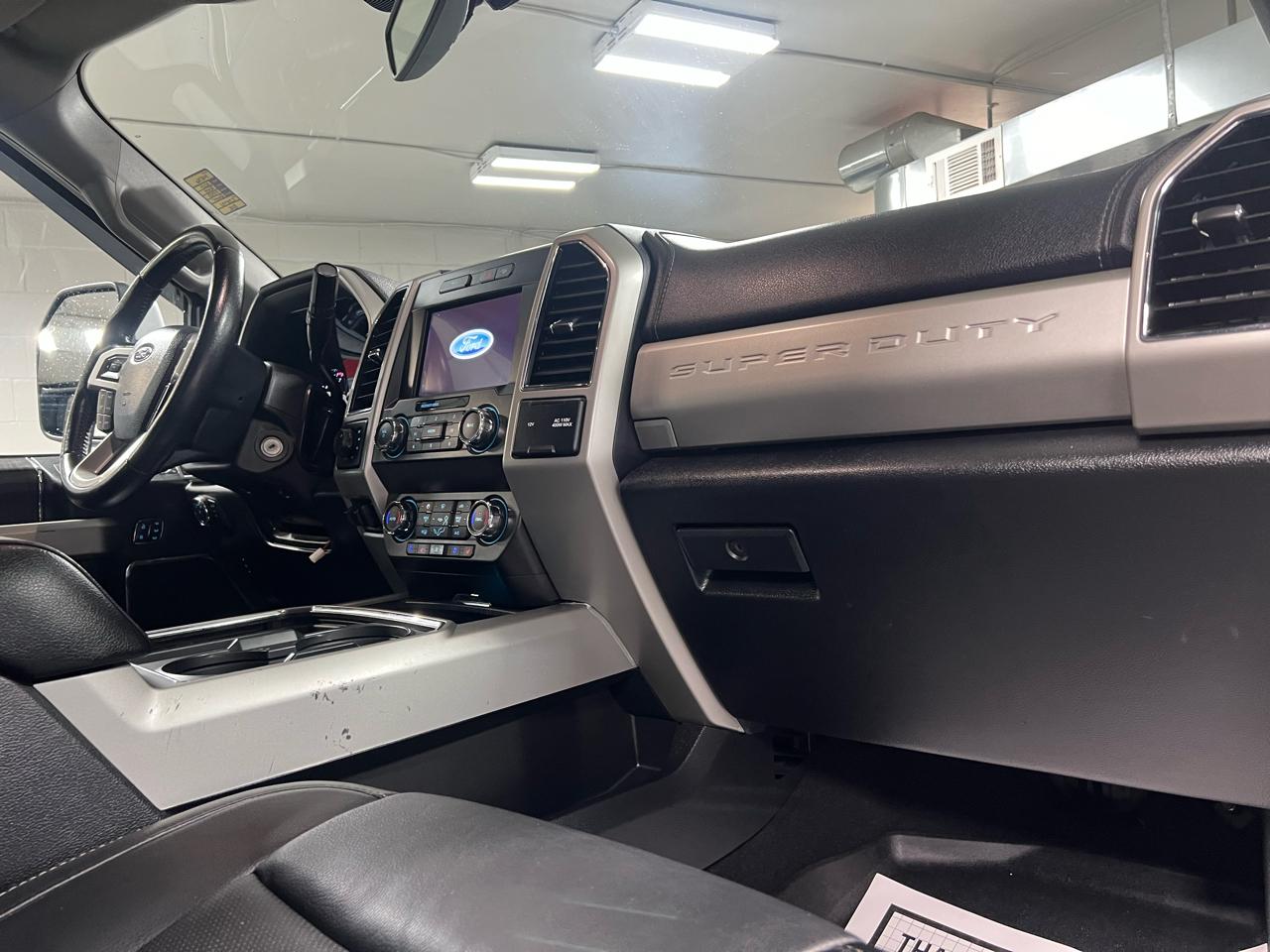 Ford Super Duty F-350 SRW  2021