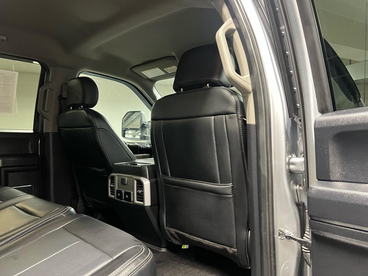 Ford Super Duty F-350 SRW  2021