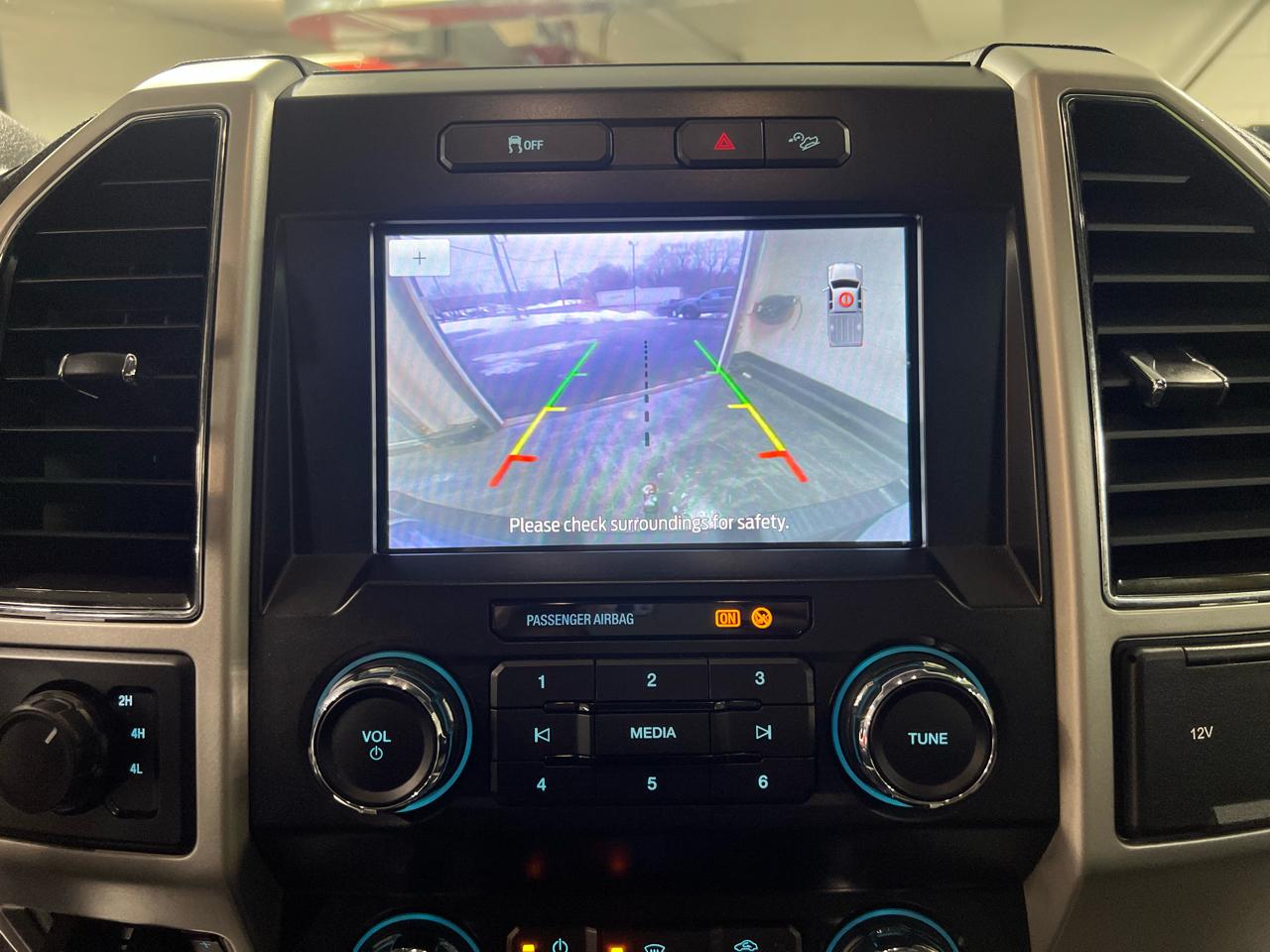 Ford Super Duty F-350 SRW  2021