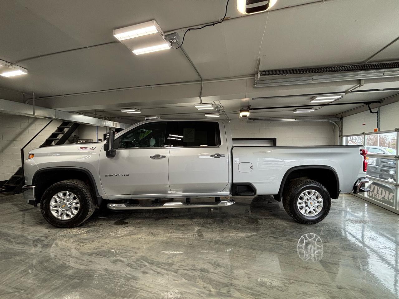 Chevrolet Silverado 3500HD  2023