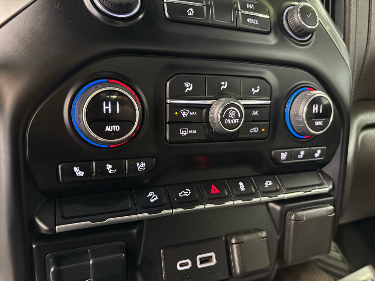 Chevrolet Silverado 3500HD  2023