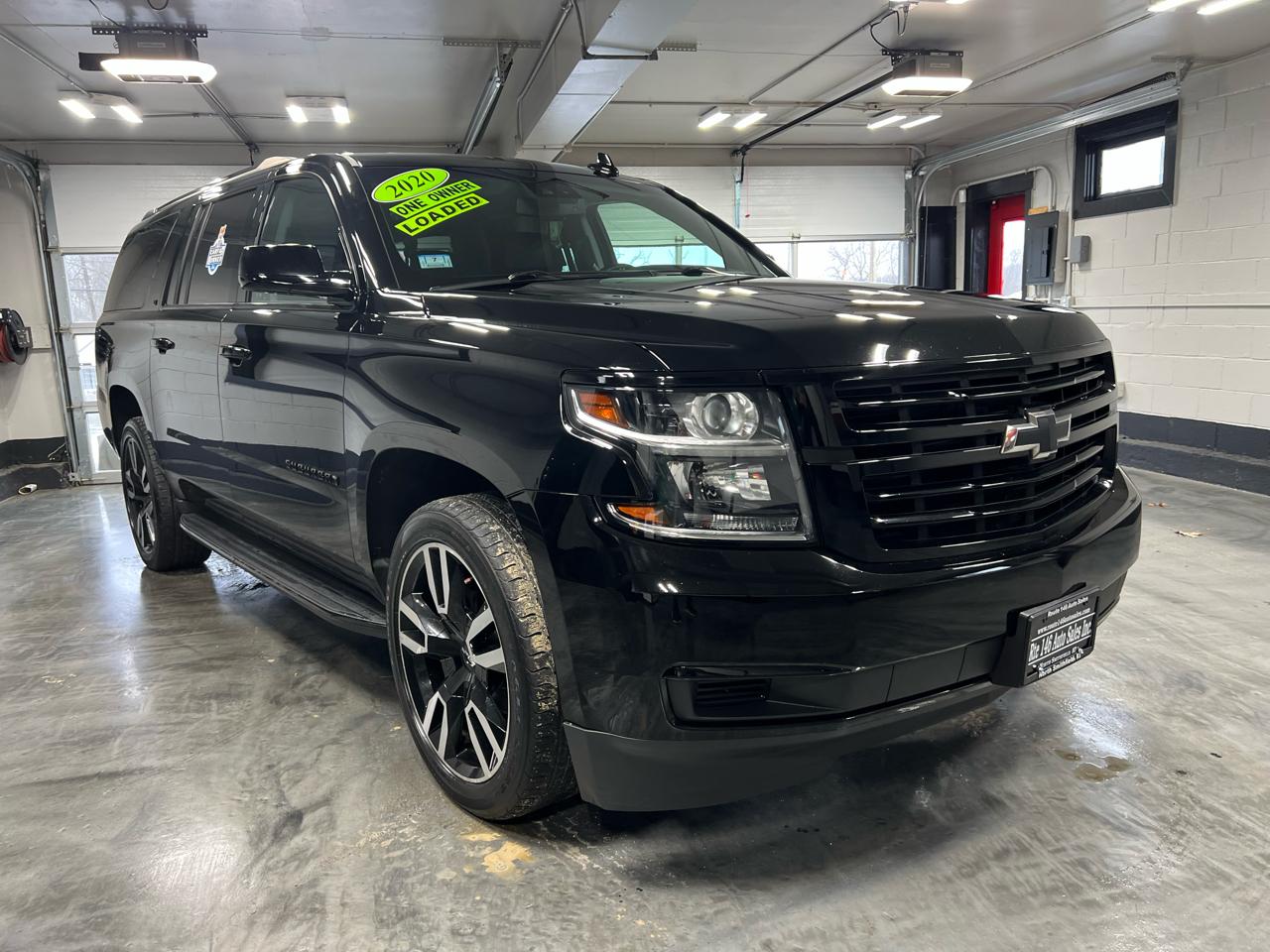 Chevrolet Suburban 4WD 4dr LT 2020