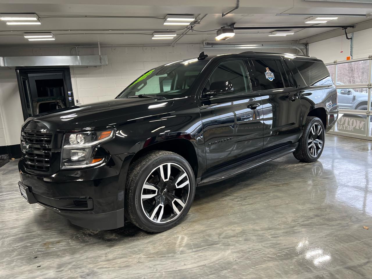 Chevrolet Suburban 4WD 4dr LT 2020