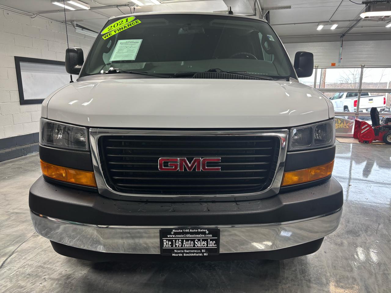 GMC Savana Cargo Van  2021