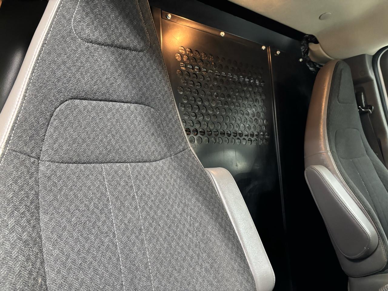 GMC Savana Cargo Van  2021