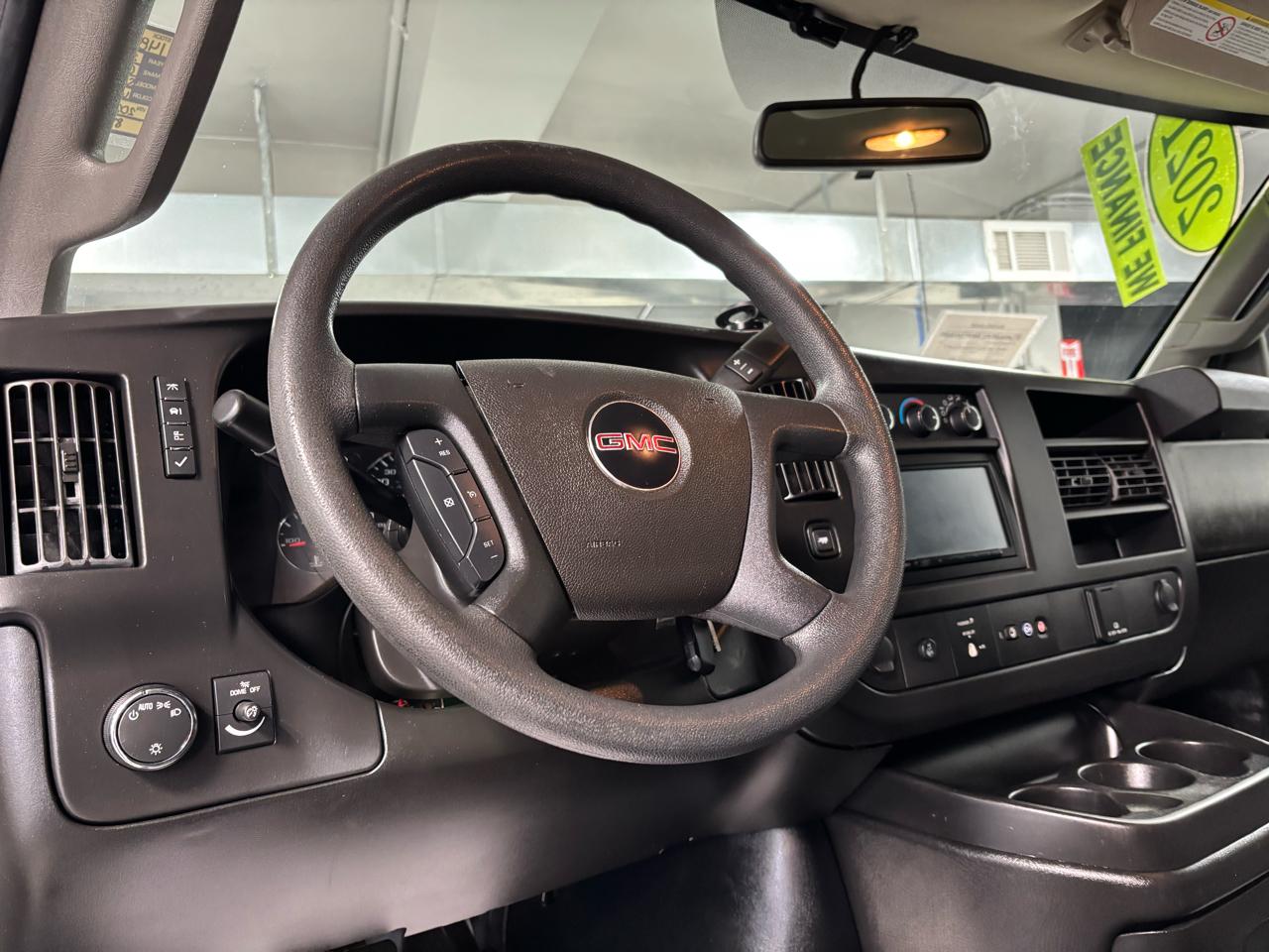 GMC Savana Cargo Van  2021