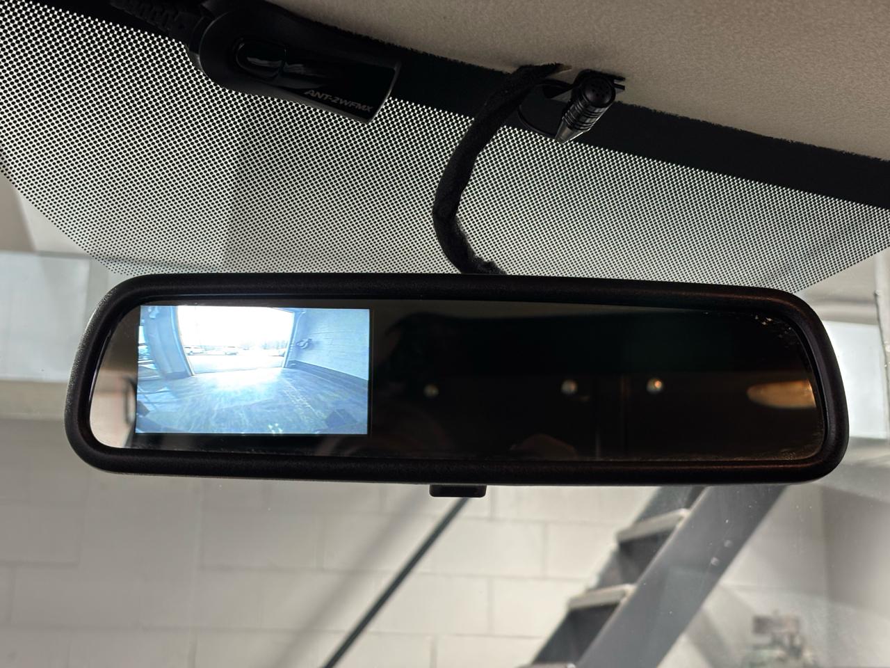 GMC Savana Cargo Van  2021