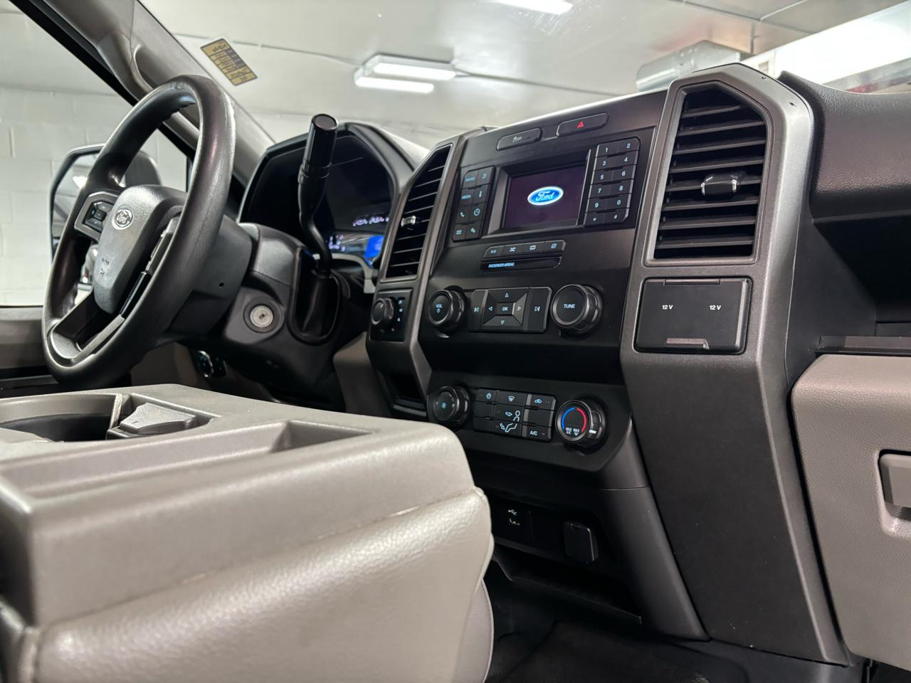 Ford Super Duty F-250 SRW  2022