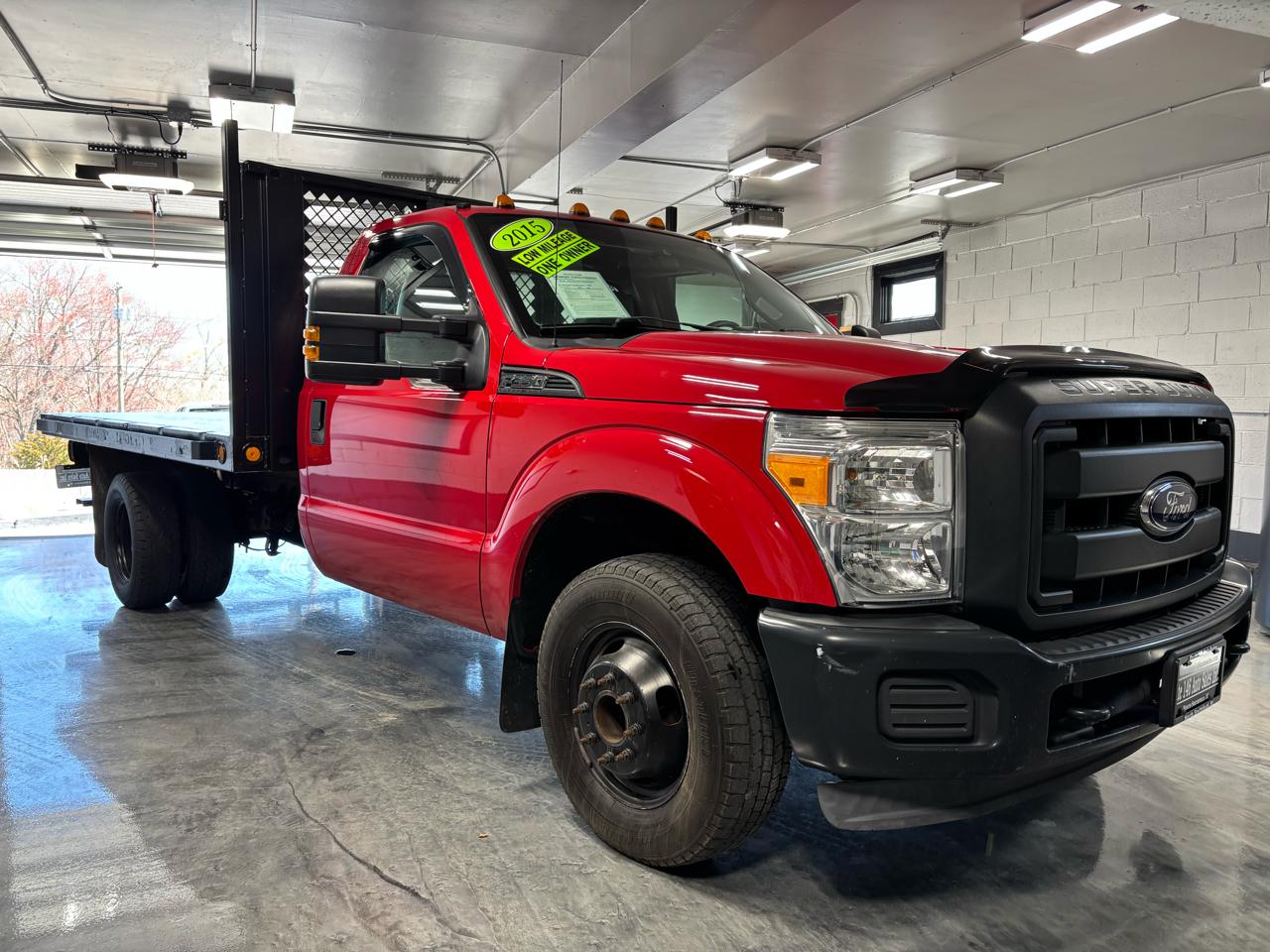 Ford Super Duty F-350 DRW  2015