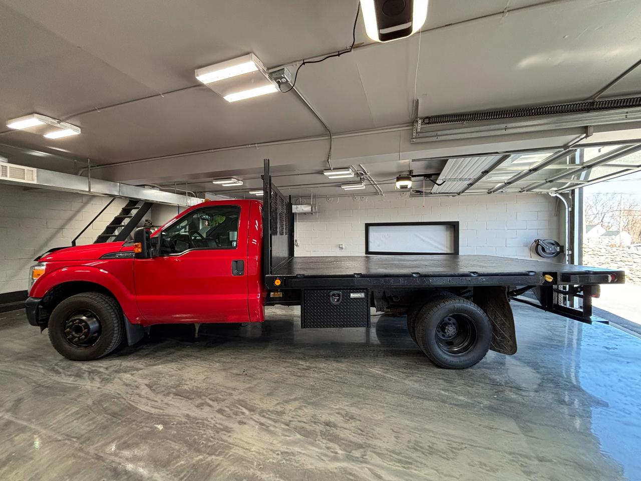 Ford Super Duty F-350 DRW  2015