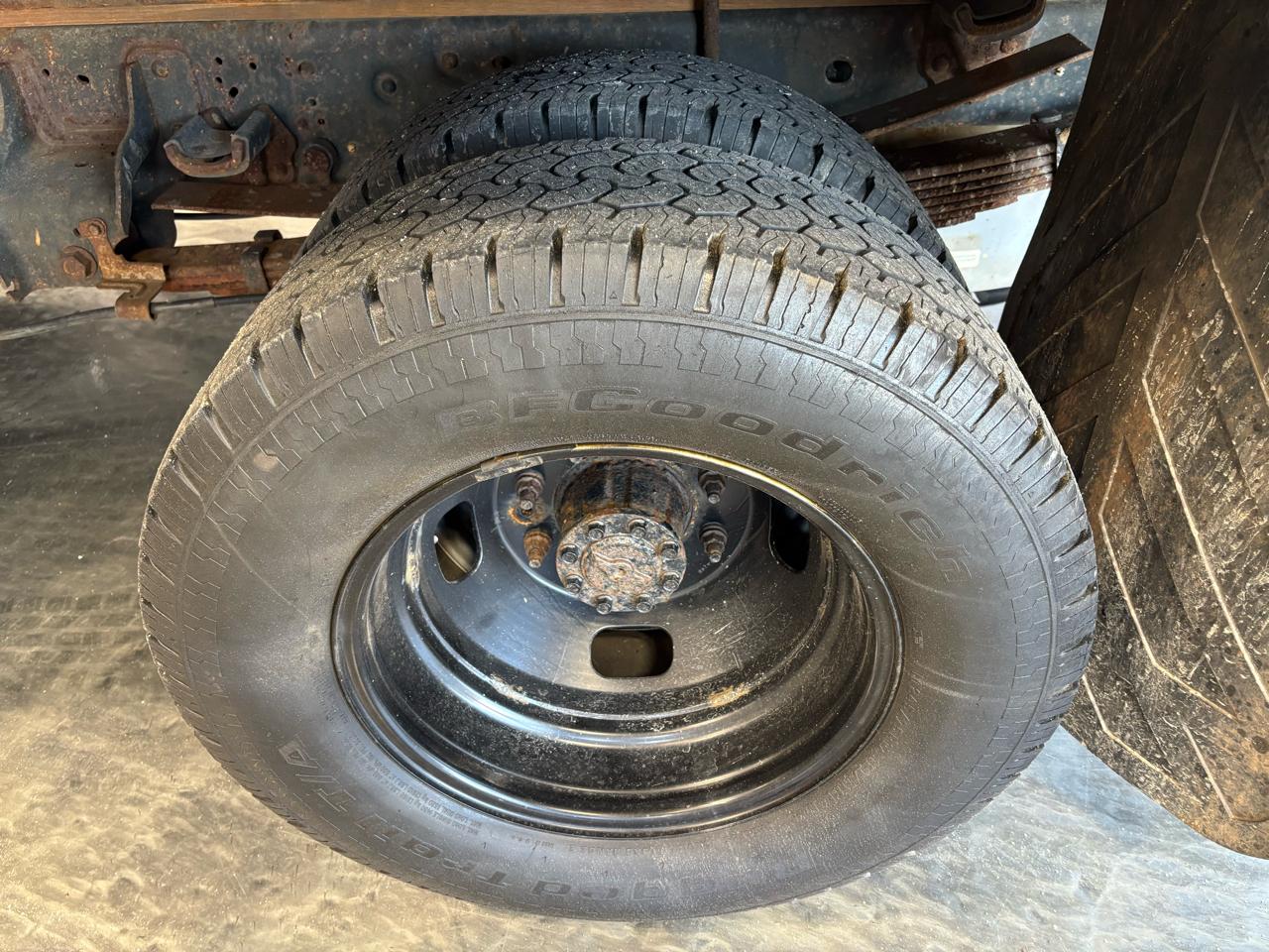 Ford Super Duty F-350 DRW  2015