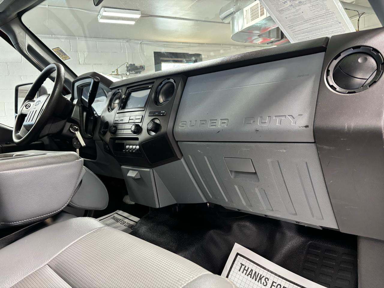 Ford Super Duty F-350 DRW  2015