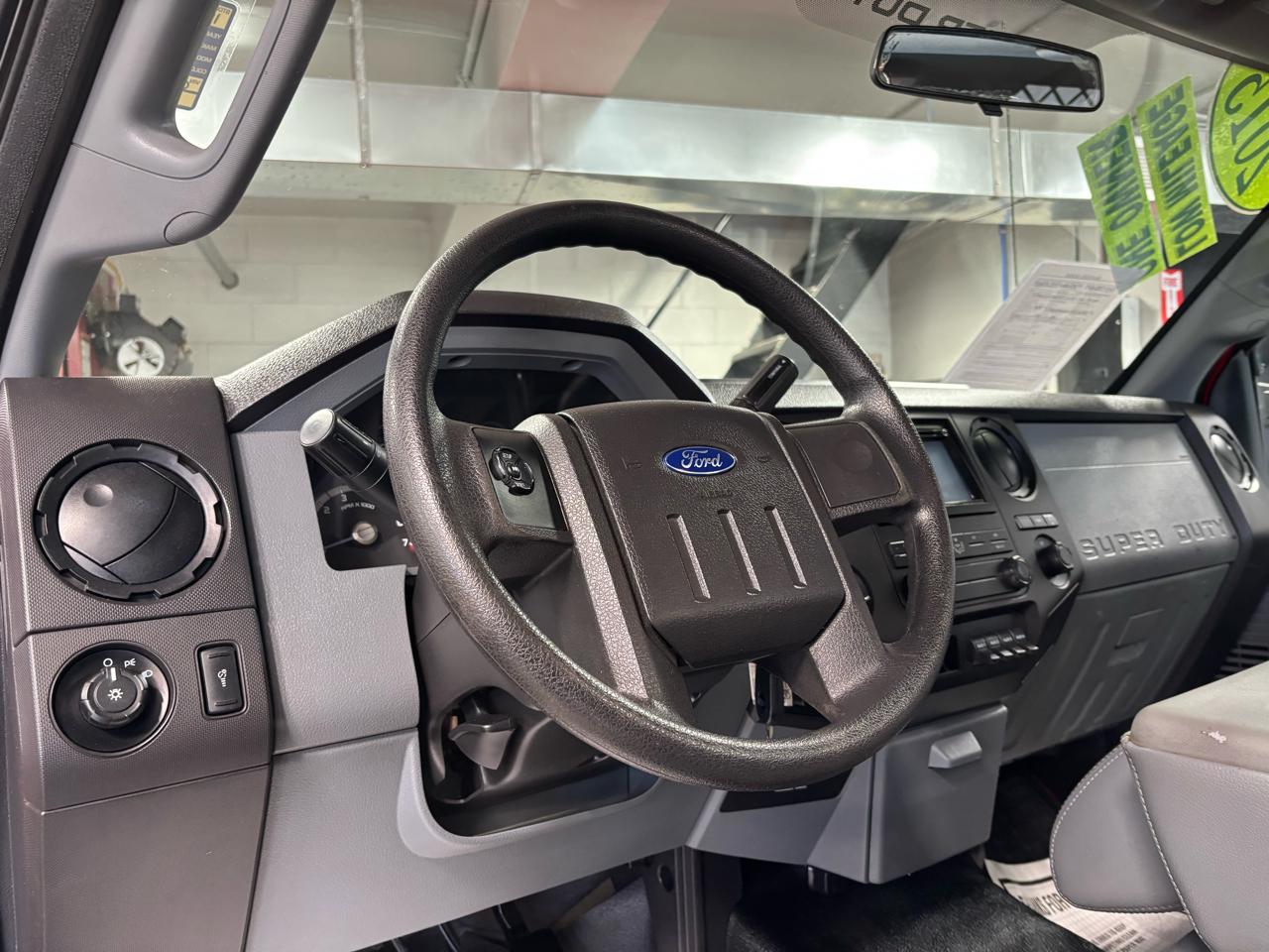 Ford Super Duty F-350 DRW  2015