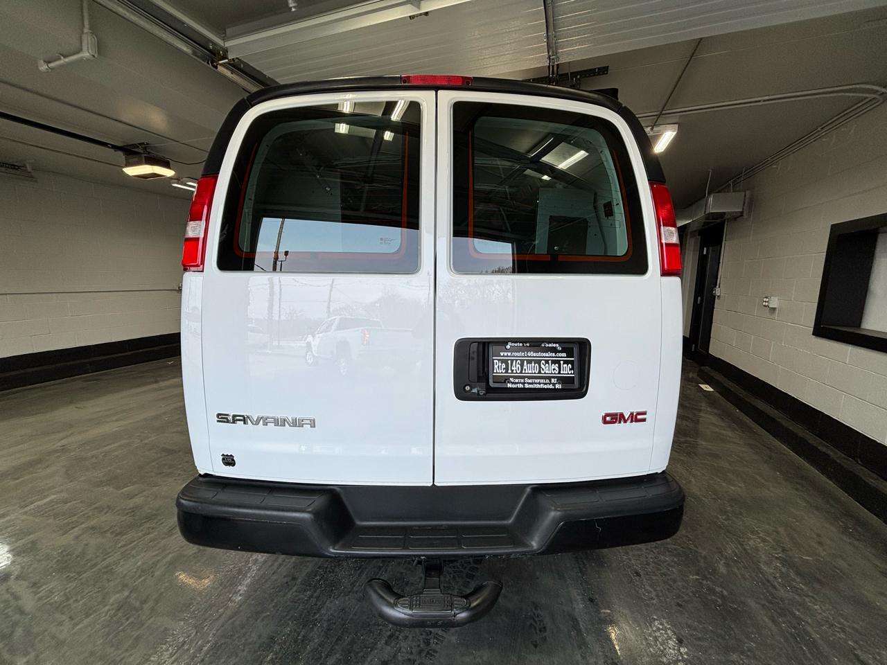 GMC Savana Cargo Van  2020