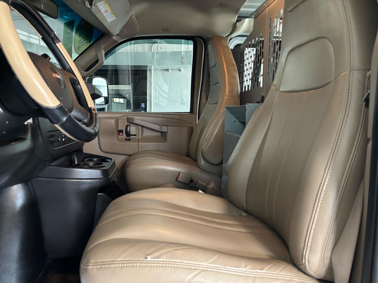 GMC Savana Cargo Van  2020