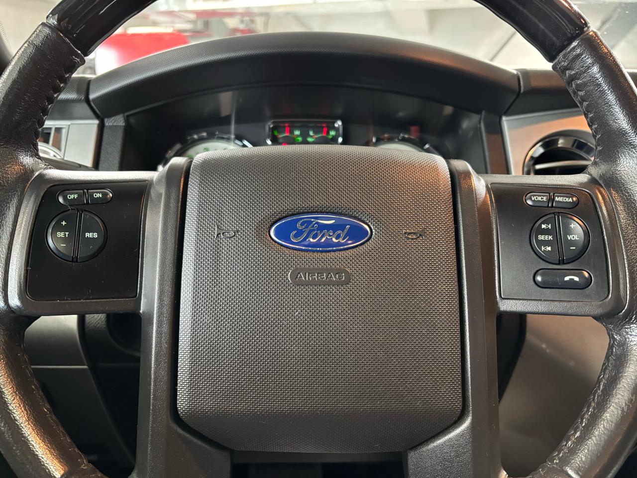 Ford Expedition 4WD 4dr Limited 2014