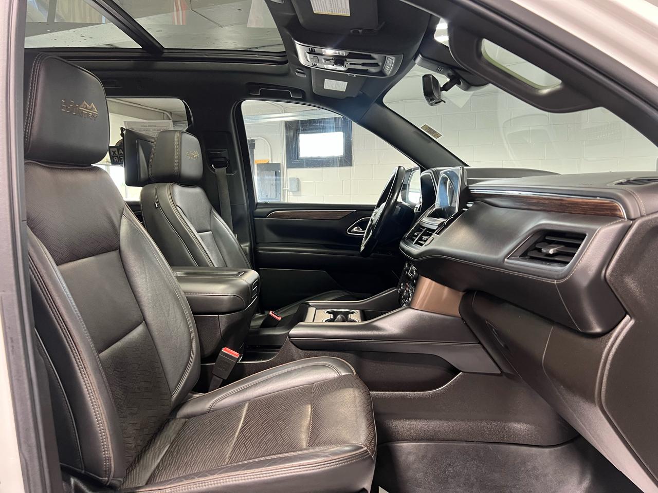 Chevrolet Tahoe 4WD 4dr High Country 2021