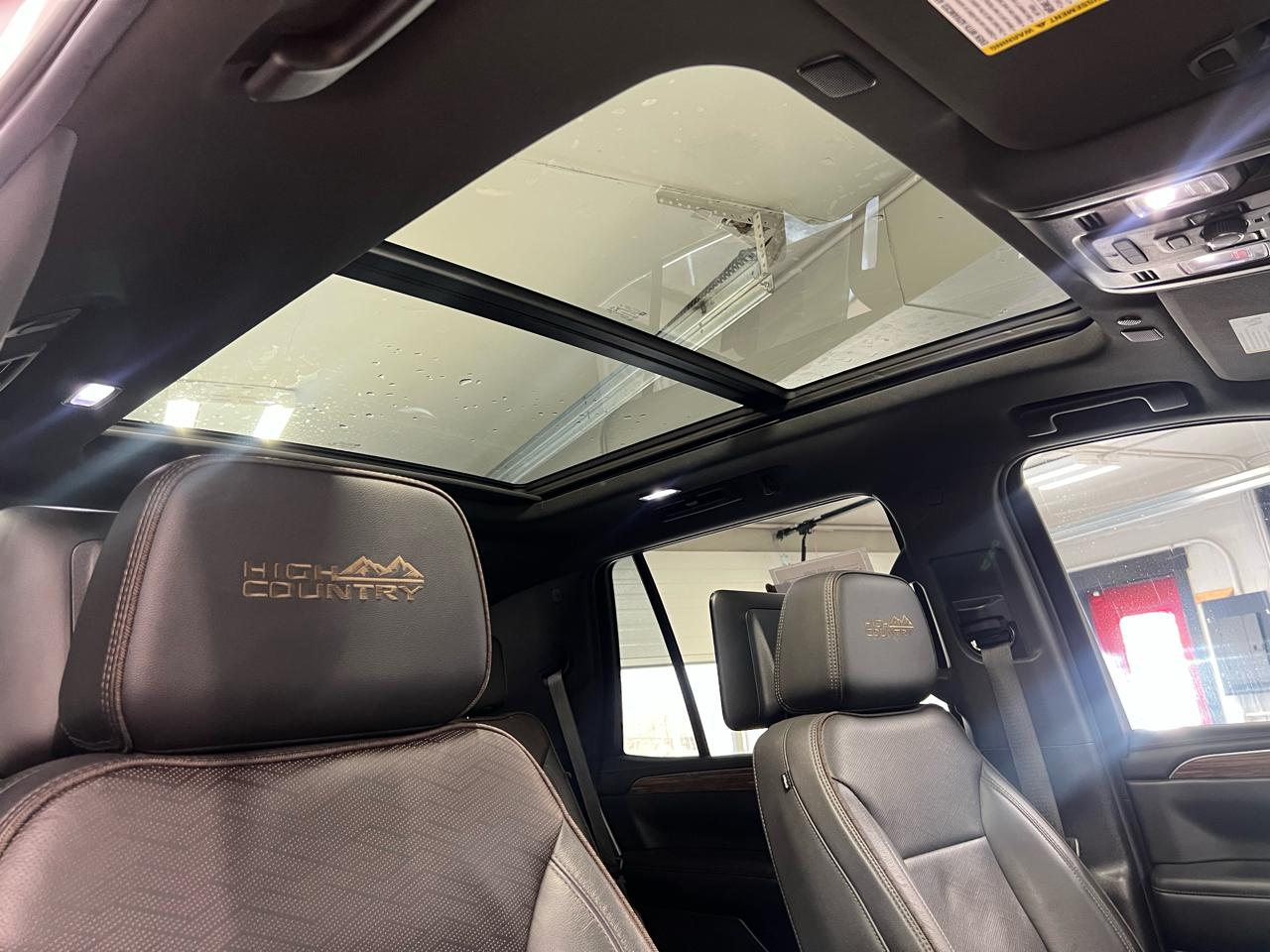 Chevrolet Tahoe 4WD 4dr High Country 2021