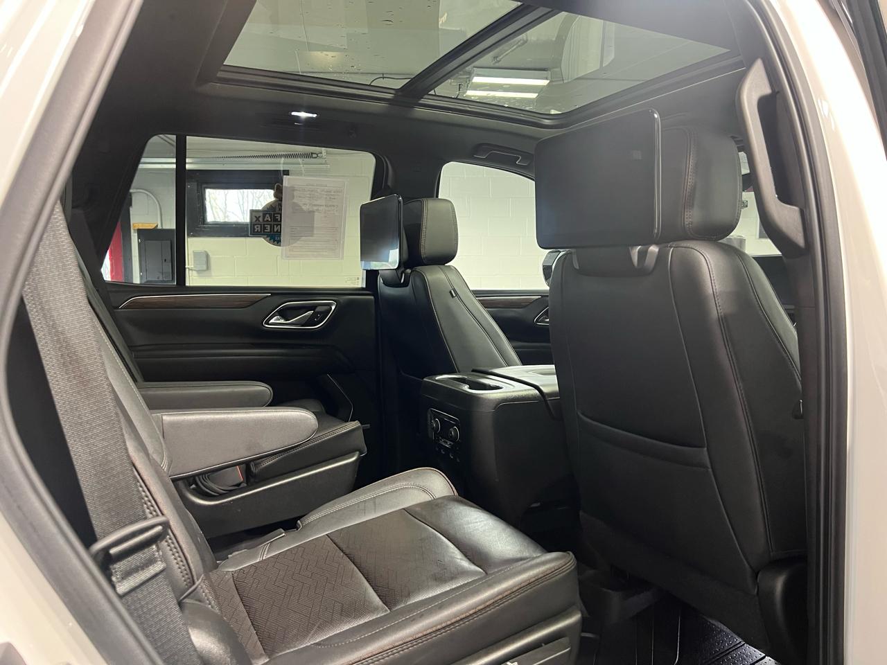 Chevrolet Tahoe 4WD 4dr High Country 2021