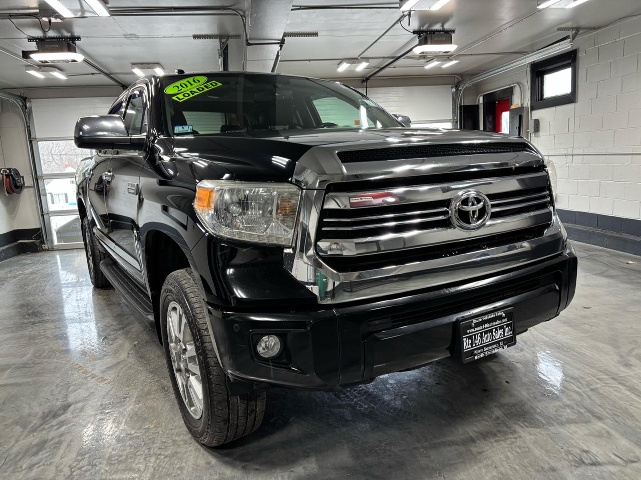 Toyota Tundra 4WD Truck CrewMax 5.7L V8 6-Spd AT Platinum (Natl) 2016