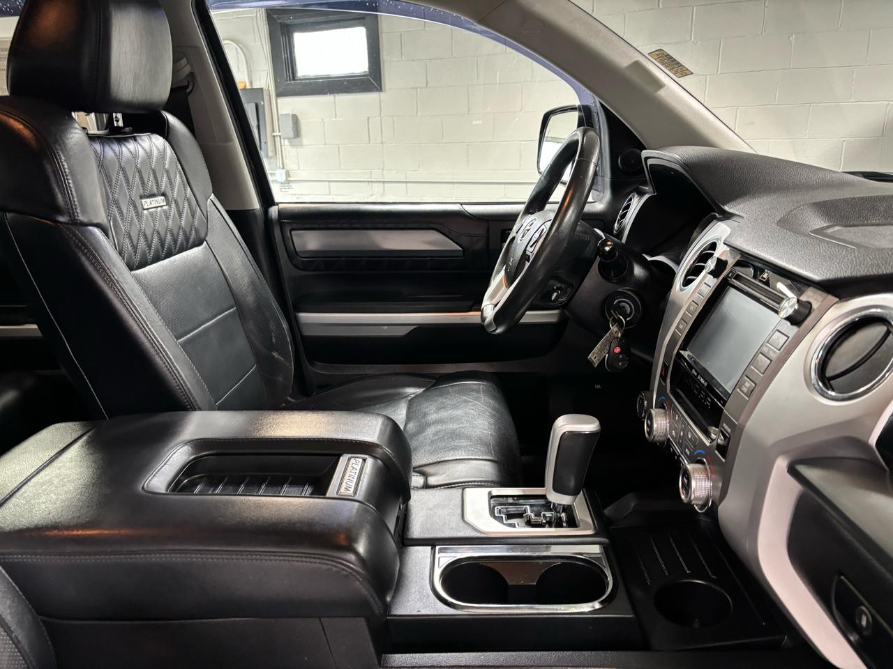 Toyota Tundra 4WD Truck CrewMax 5.7L V8 6-Spd AT Platinum (Natl) 2016