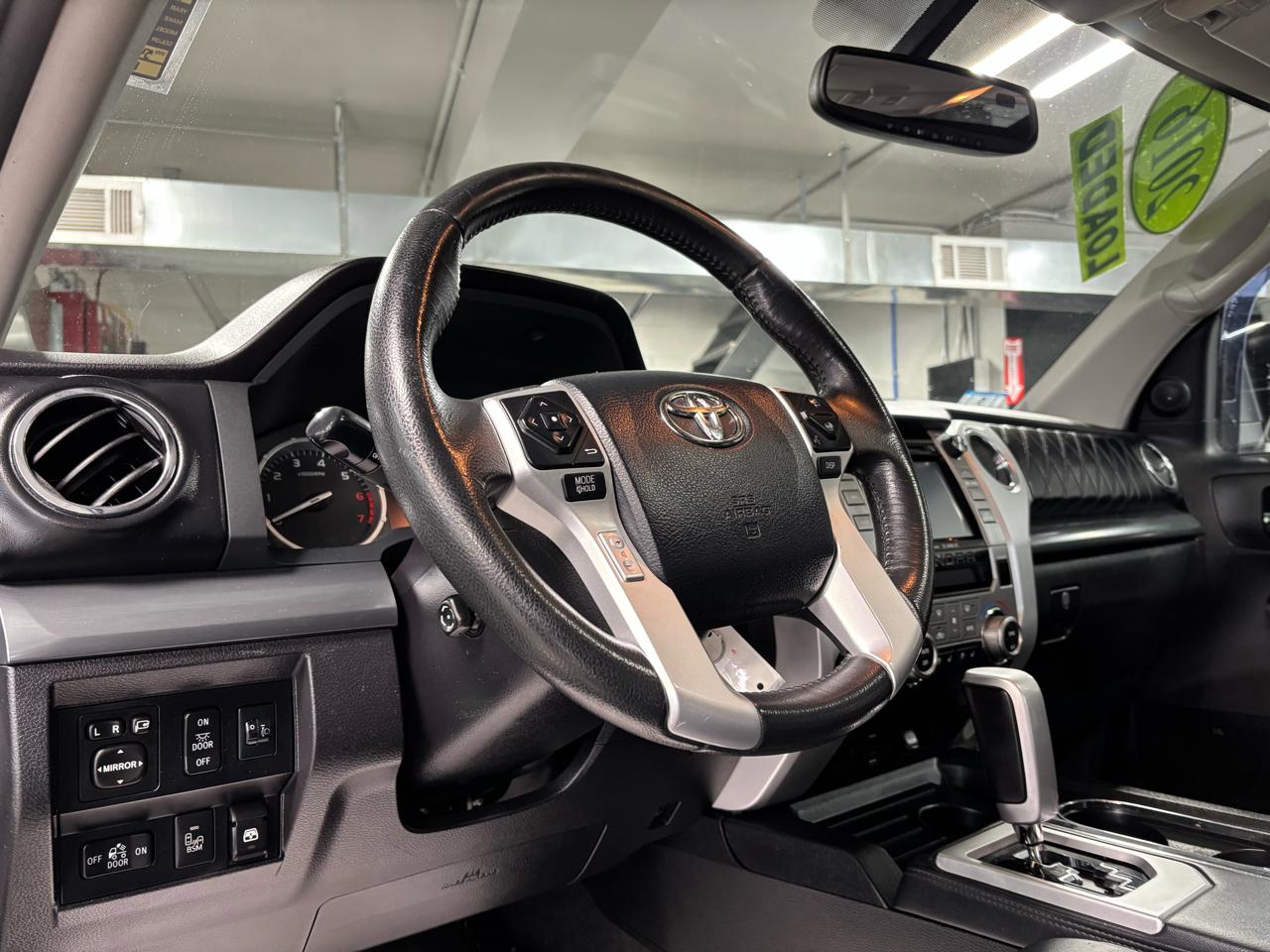 Toyota Tundra 4WD Truck CrewMax 5.7L V8 6-Spd AT Platinum (Natl) 2016