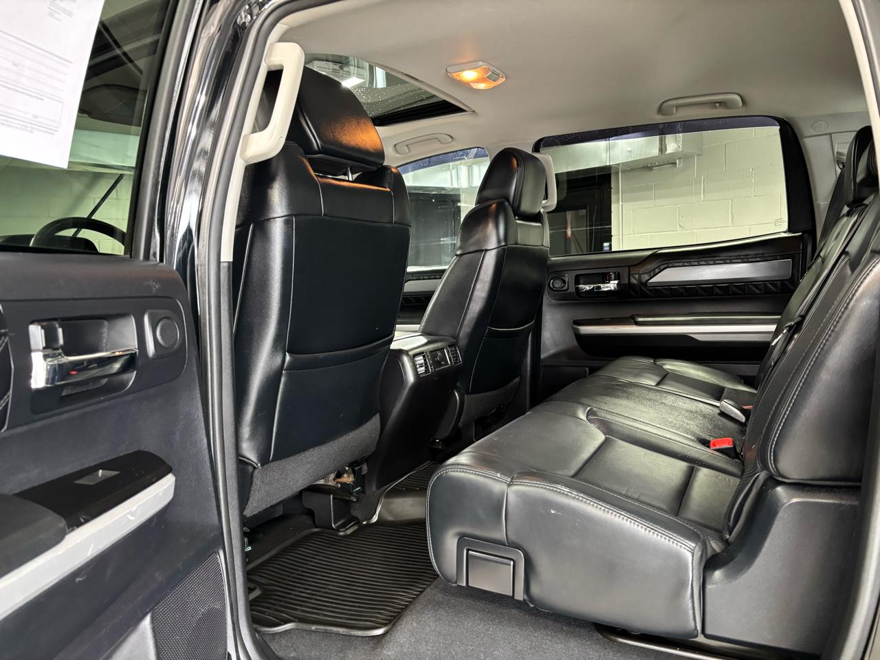 Toyota Tundra 4WD Truck CrewMax 5.7L V8 6-Spd AT Platinum (Natl) 2016