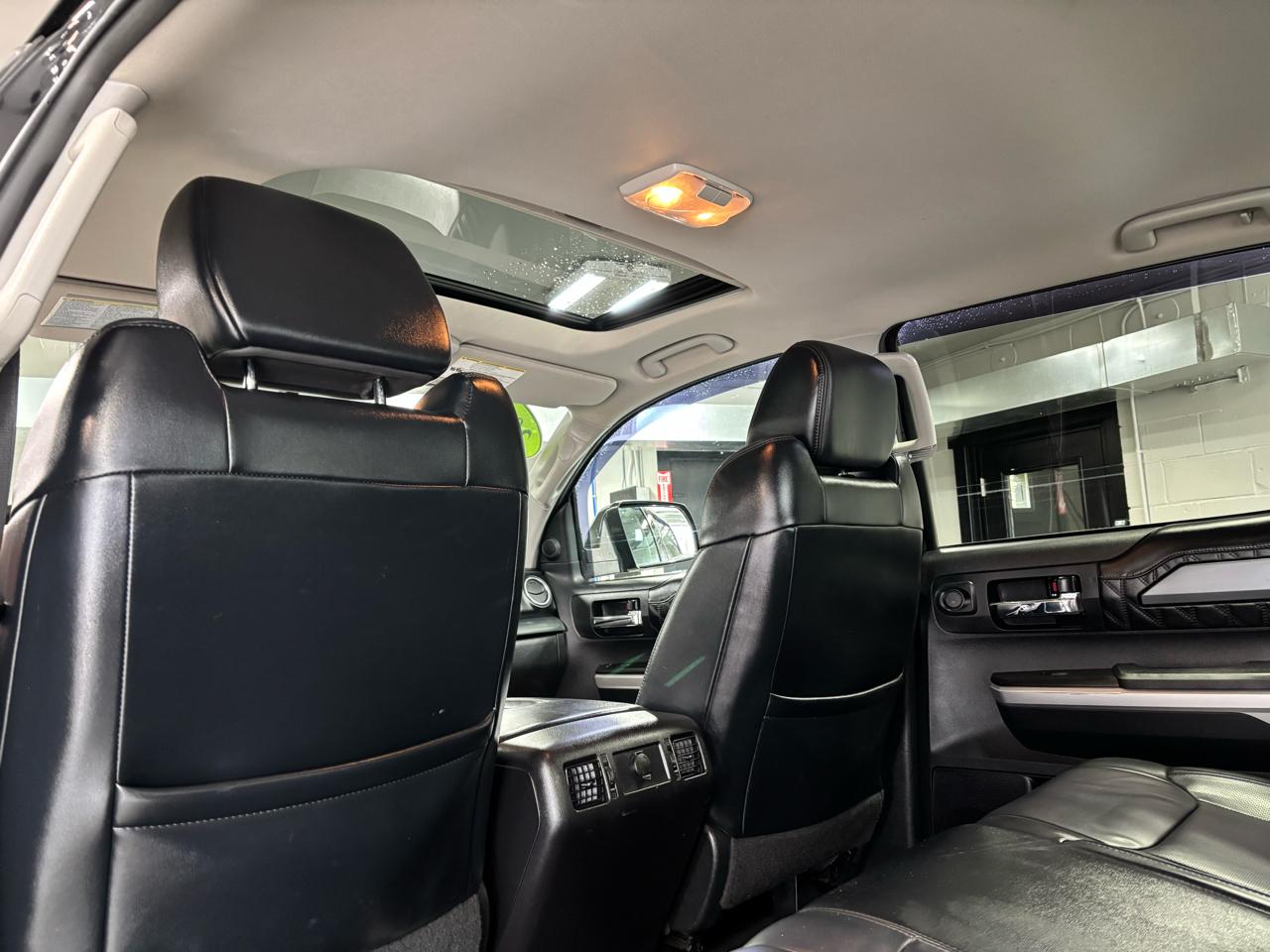 Toyota Tundra 4WD Truck CrewMax 5.7L V8 6-Spd AT Platinum (Natl) 2016