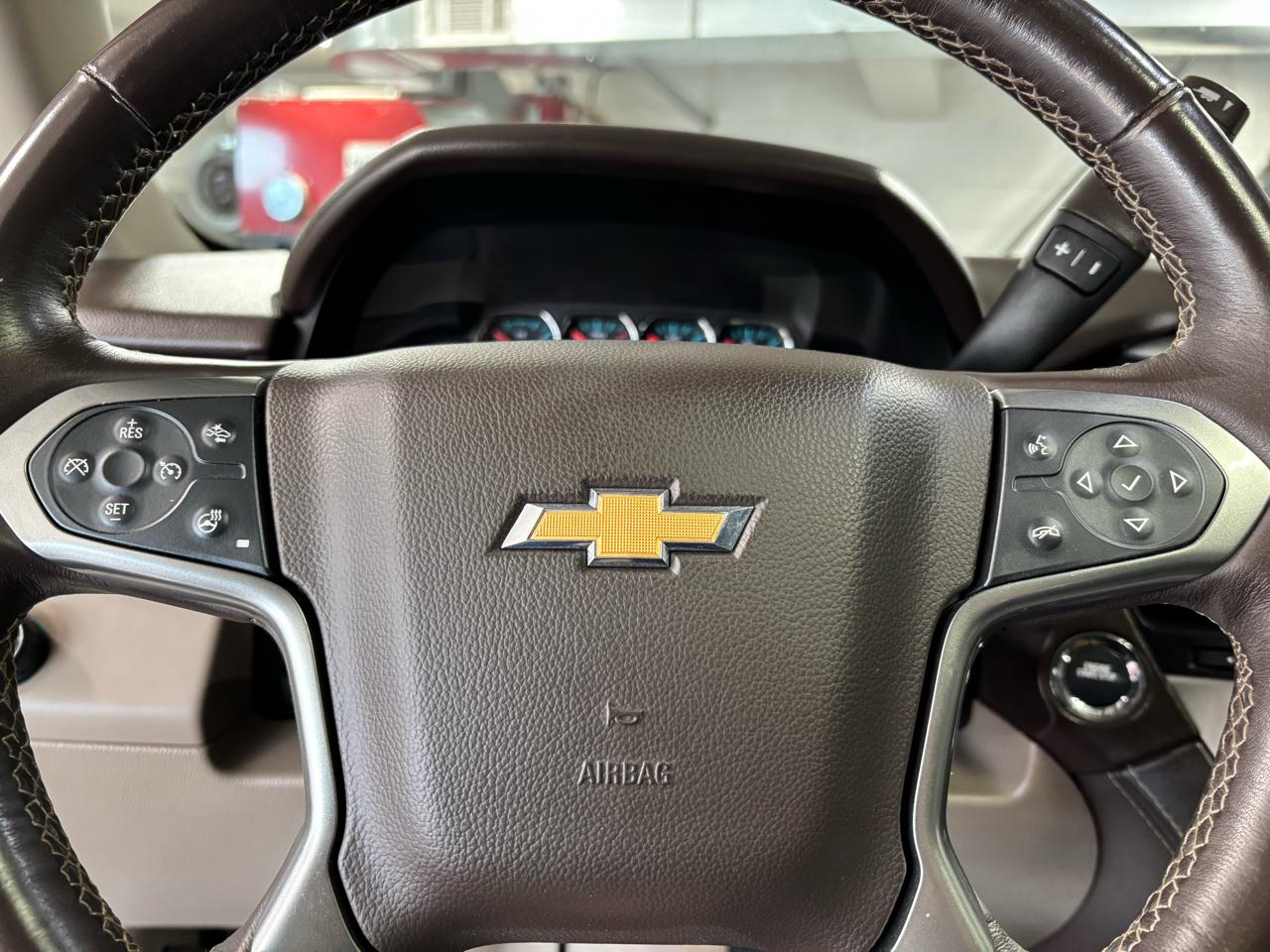 Chevrolet Suburban 4WD 4dr 1500 LTZ 2016